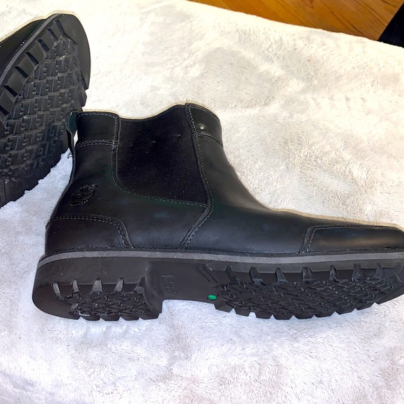 Timberland 9- black leather pull on boots main image 5